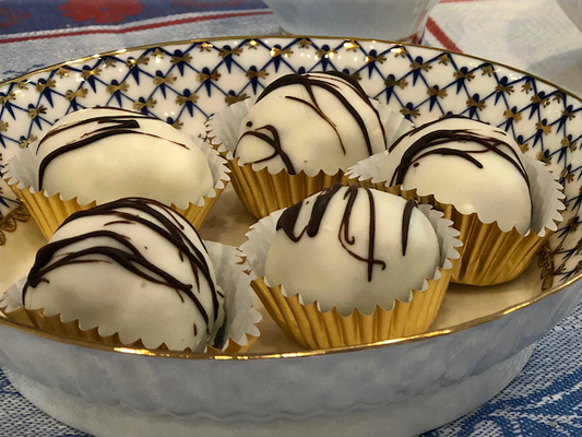 Cookies ‘n Cream Cake Balls